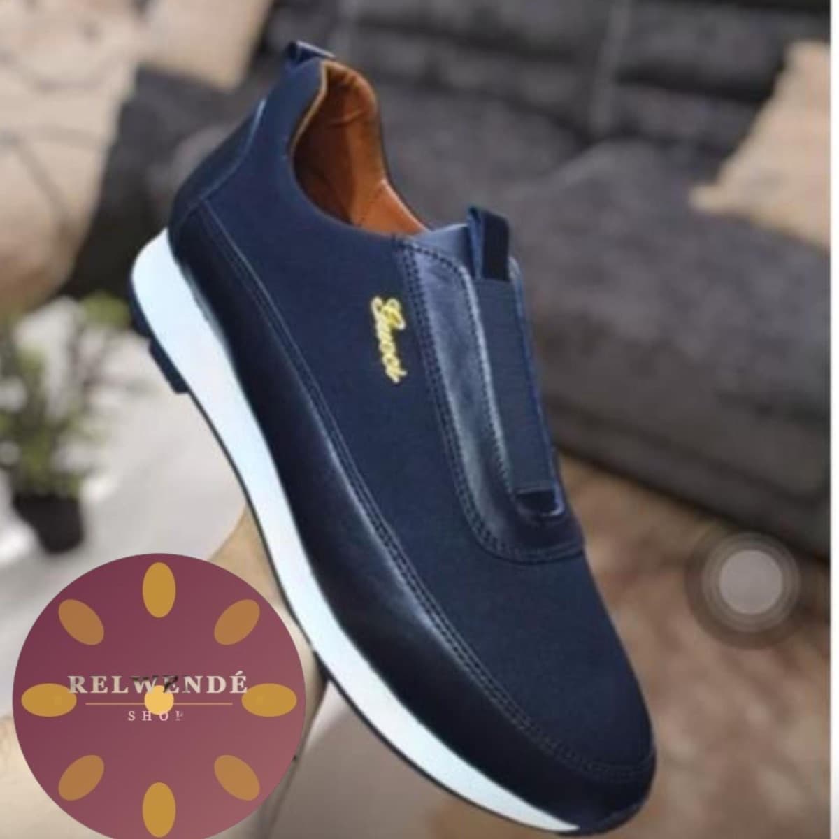 Chaussures en 100% cuir de bonne qualité